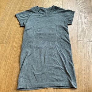 lululemon athletica green short sleeve swiftly